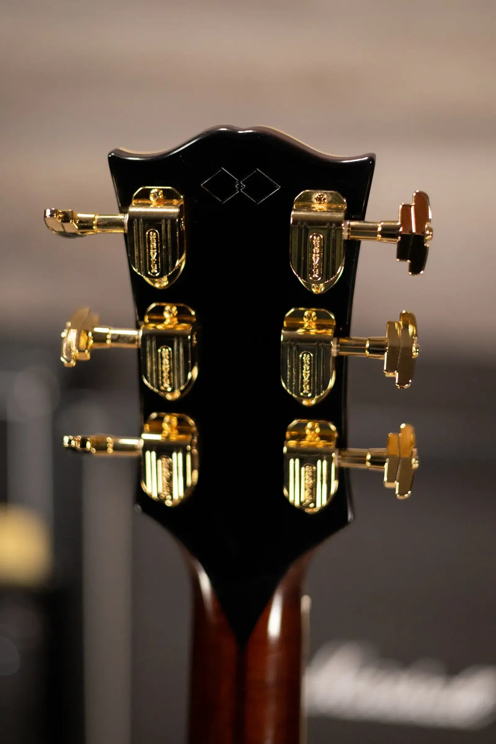 Epiphone Pre-War SJ-200 Rosewood Reissue Acoustic/Electric Guitar - Vintage Sunburst with Hardshell Case