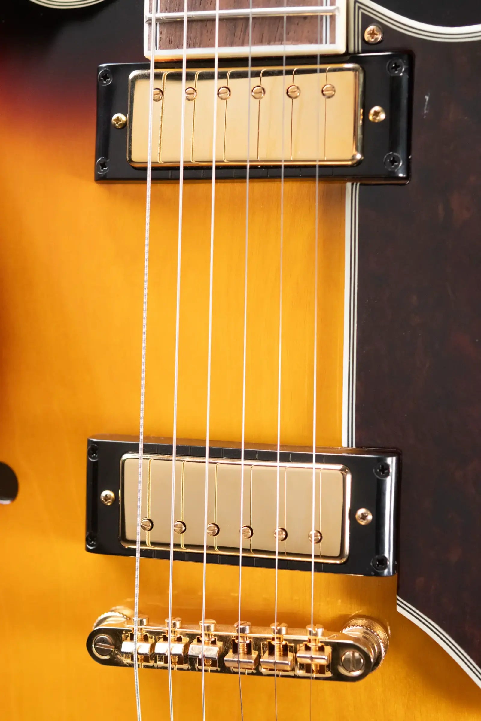 Epiphone Sheraton Semi-Hollow Electric Guitar - Vintage Sunburst with Premium Gig Bag - Used