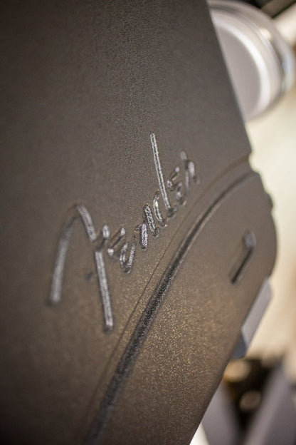 Fender Deluxe Molded Hardshell Case - Black/Grey Interior - Stratocaster/Telecaster