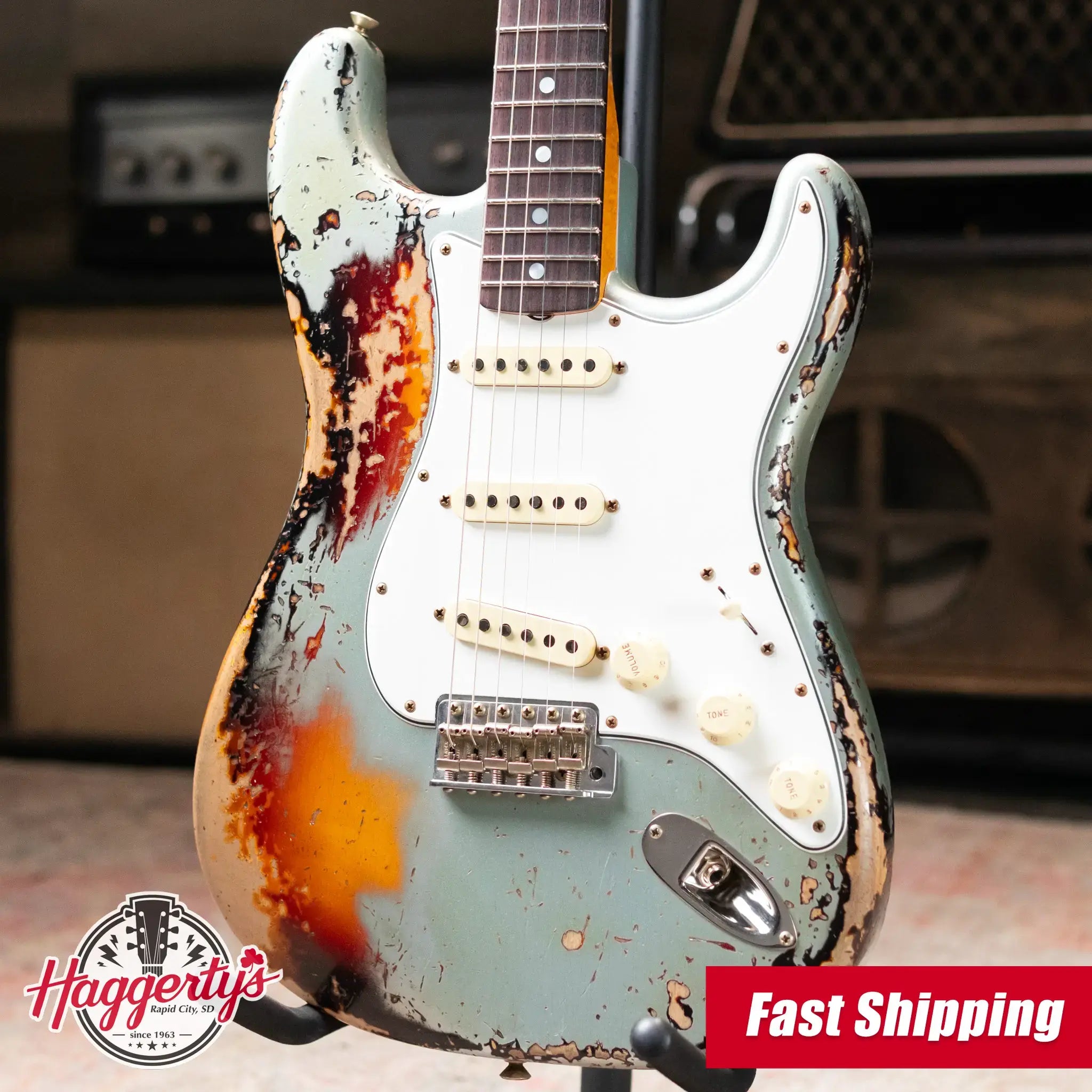 Fender 1965 Stratocaster Super Heavy Relic Electric Guitar - Super Faded Aged Firemist Silver over 3-Color Sunburst with Hardshell Case