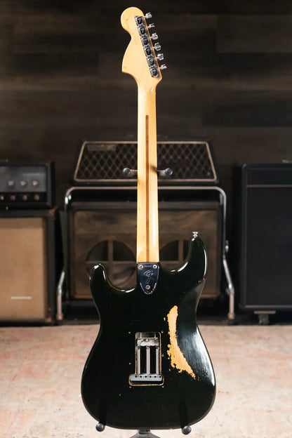 Fender 1975 Traditional Stratocaster Black with Hardshell Case - Used