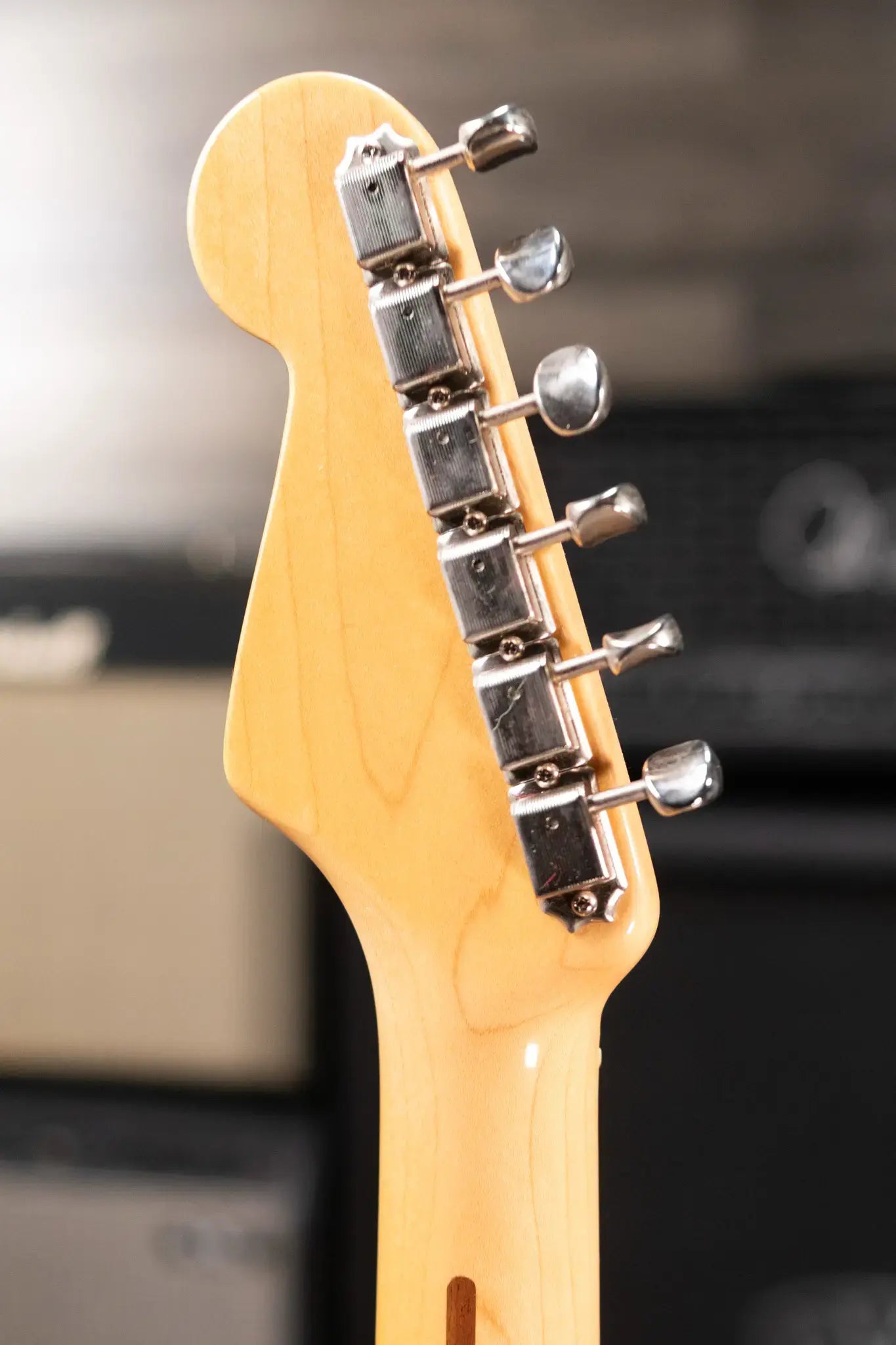 Fender 60th Anniversary American Vintage '54 Stratocaster Electric Guitar - 2-Tone Burst with Hardshell Case - Used