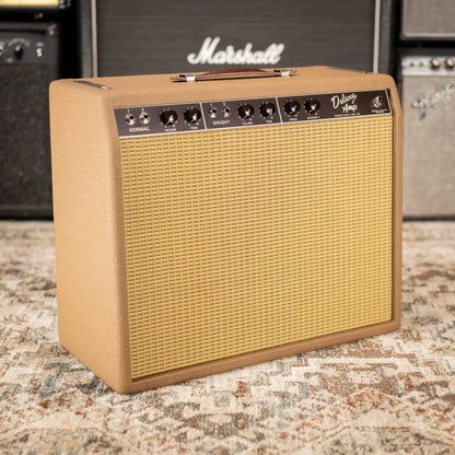 Display Fender '62 Deluxe Amp