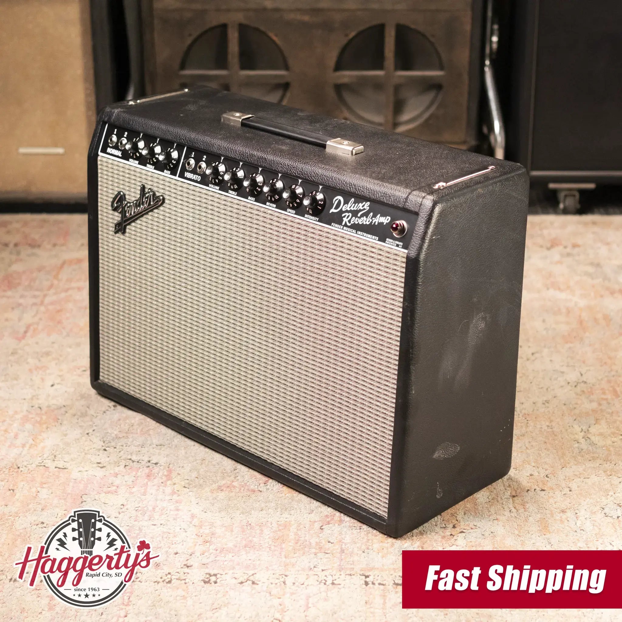 Fender '65 Deluxe Reverb 1x12 Combo Amplifier with Cover - Used