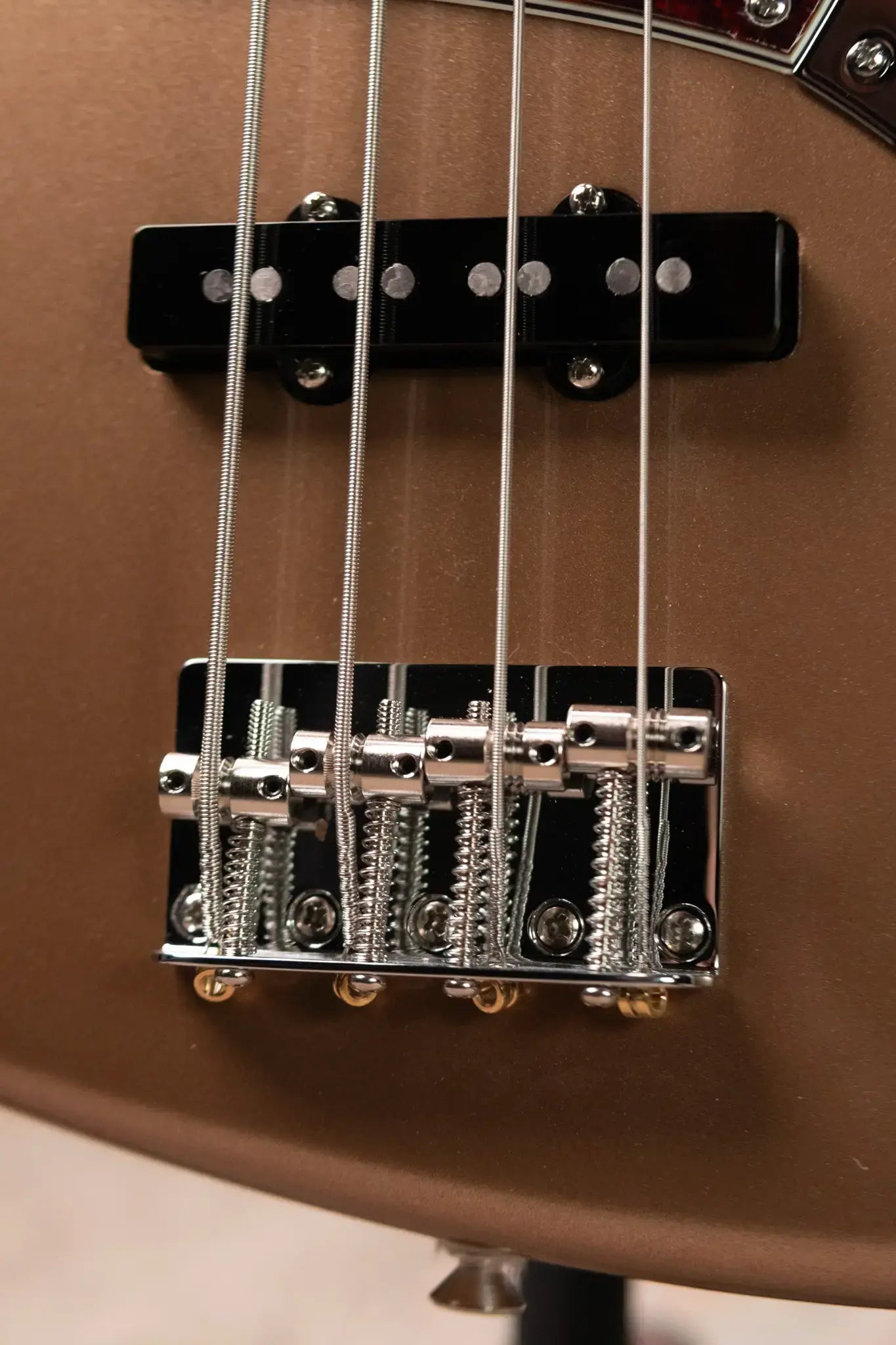 Fender American Professional Classic Jazz Bass - Faded Firemist Gold with Gig Bag