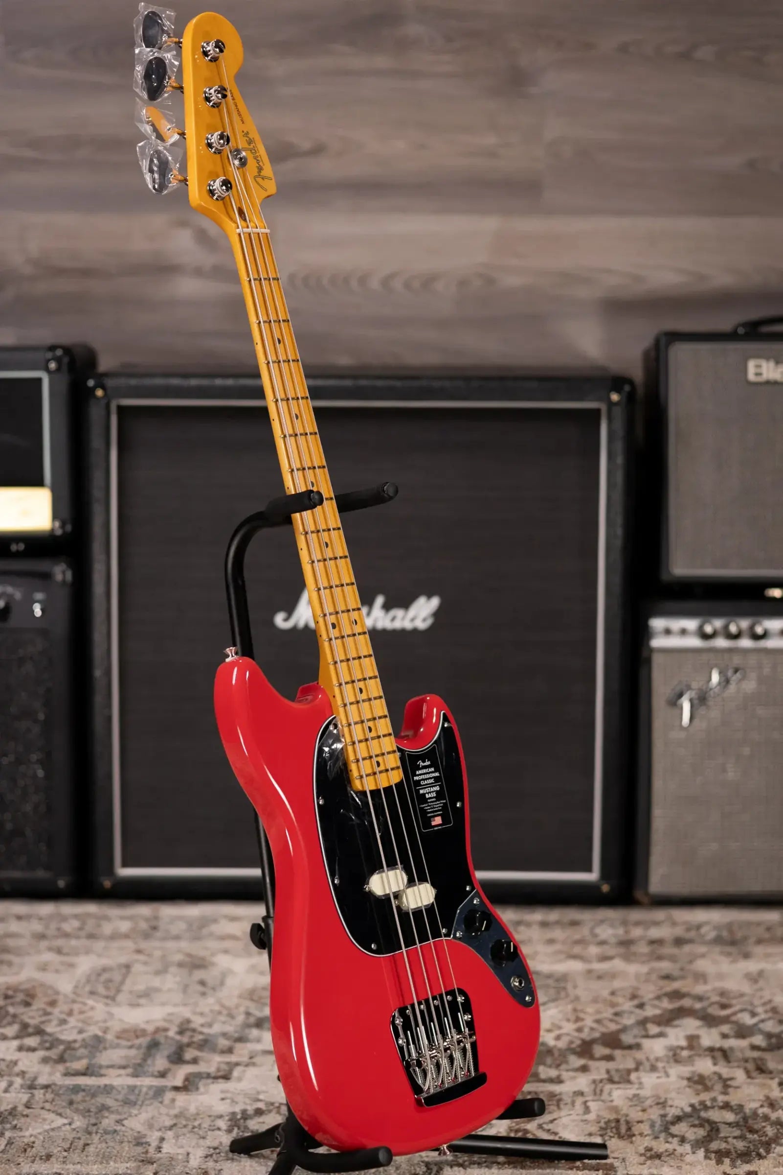 Fender American Professional Classic Mustang Bass - Faded Dakota Red with Gig Bag