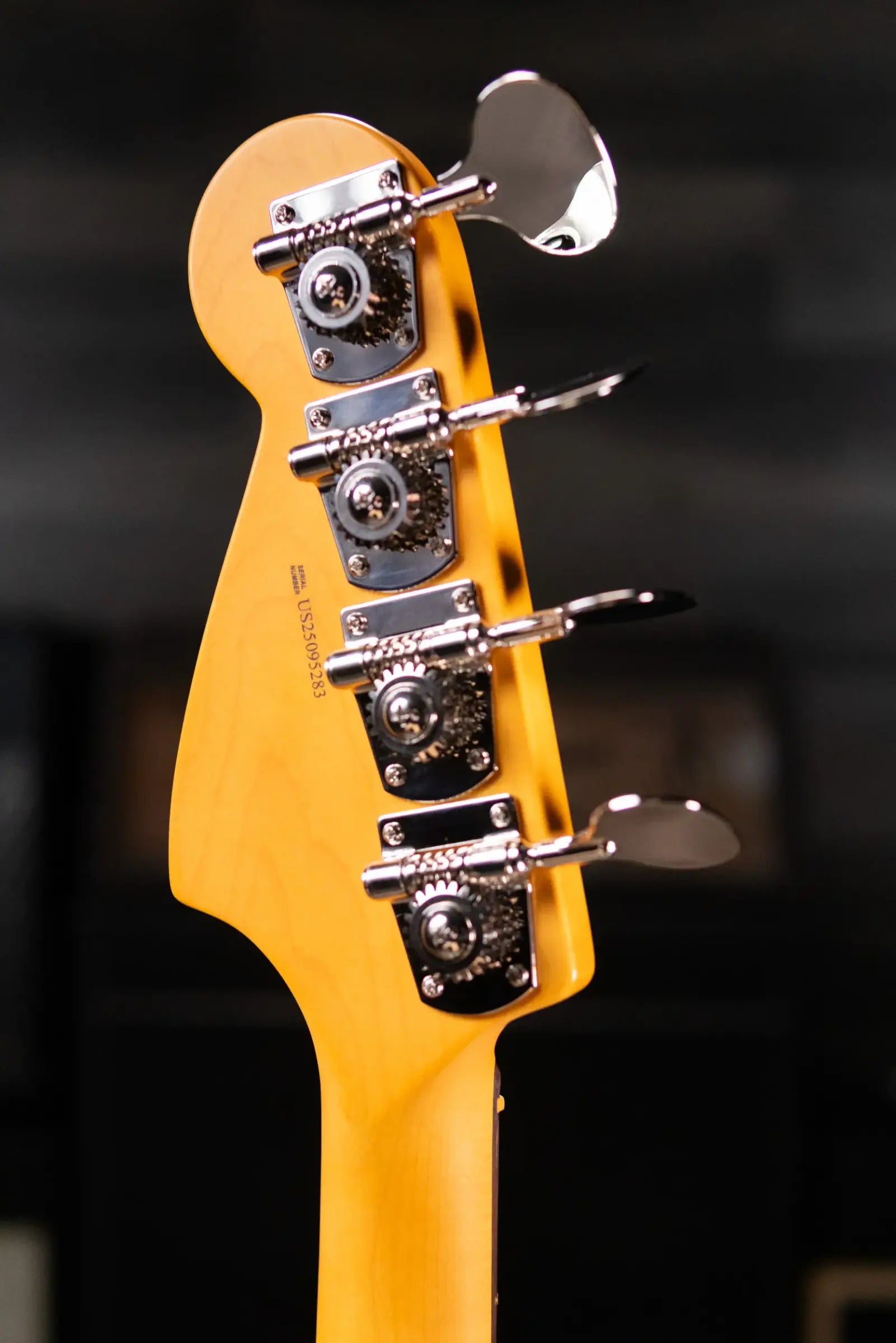 Fender American Professional Classic Mustang Bass - Faded Sherwood Green Metallic with Gig Bag