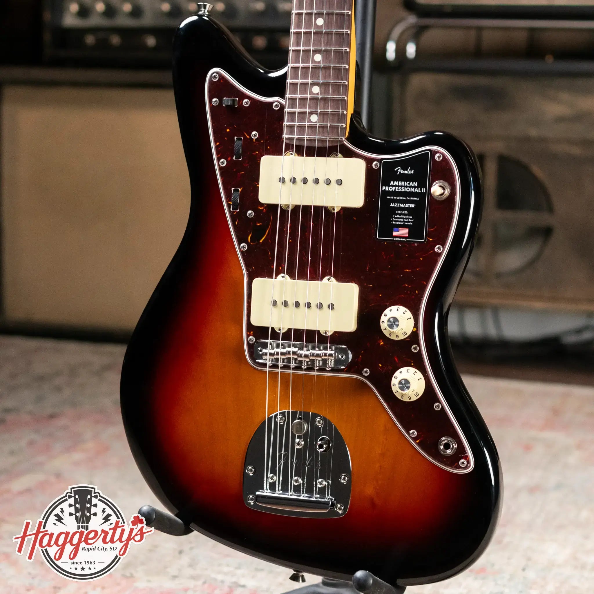 Fender American Professional II Jazzmaster Rosewood Fingerboard - 3-Color Sunburst with Hardshell Case
