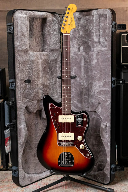 Fender American Professional II Jazzmaster Rosewood Fingerboard - 3-Color Sunburst with Hardshell Case