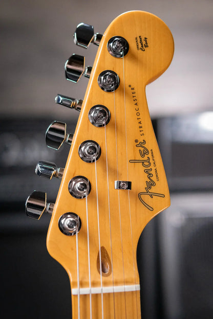 Fender American Professional II Stratocaster Electric Guitar - Olympic White with Hardshell Case