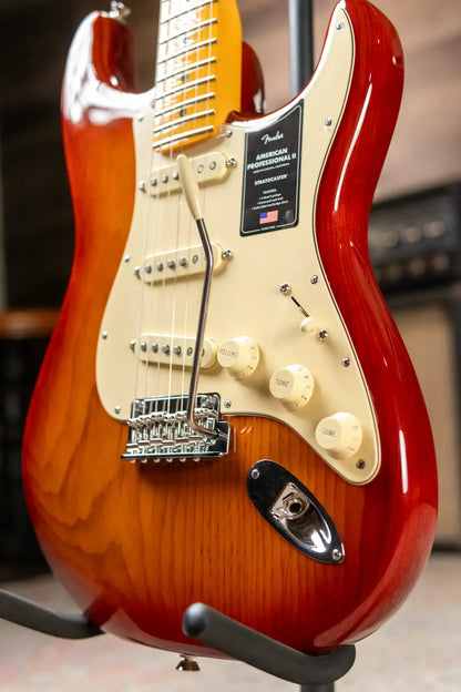 Fender American Professional II Stratocaster - Sienna Sunburst