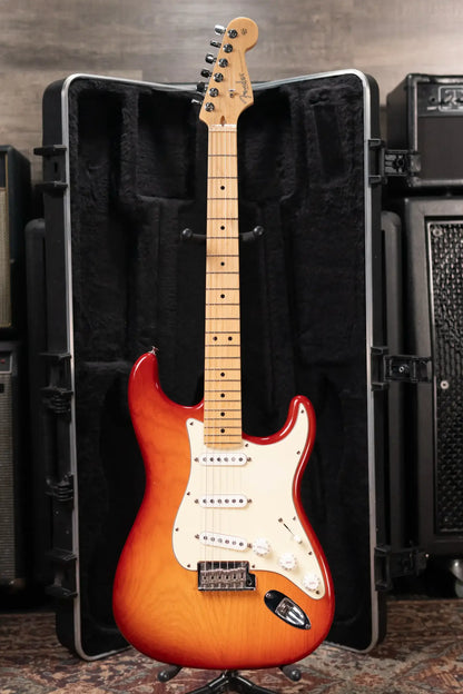 Fender American Standard Stratocaster Electric Guitar Sienna Sunburst with Hardshell Case - Used