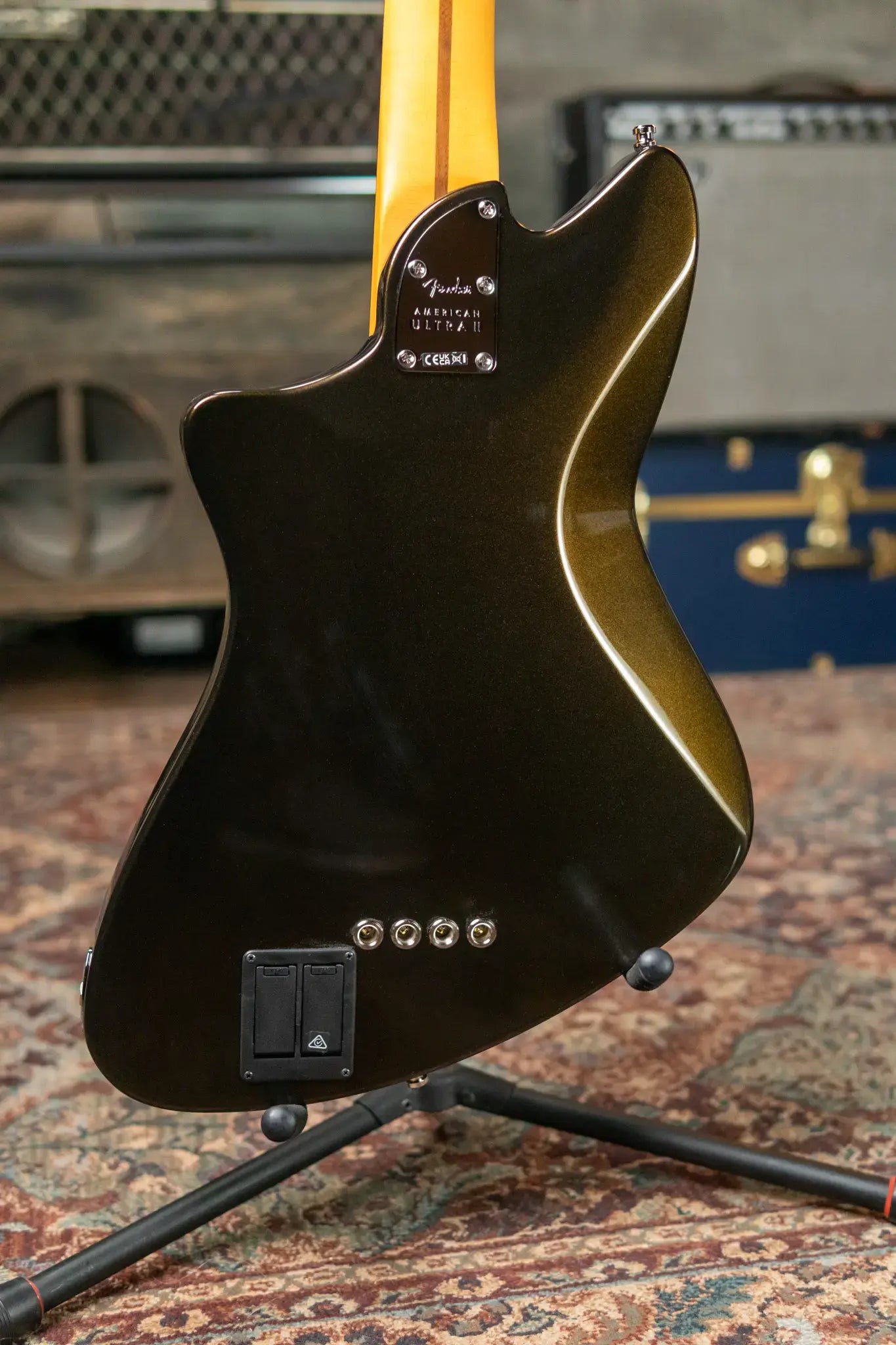 Fender American Ultra II Meteora Bass, Ebony Fingerboard - Texas Tea with Deluxe Molded Hardshell Case