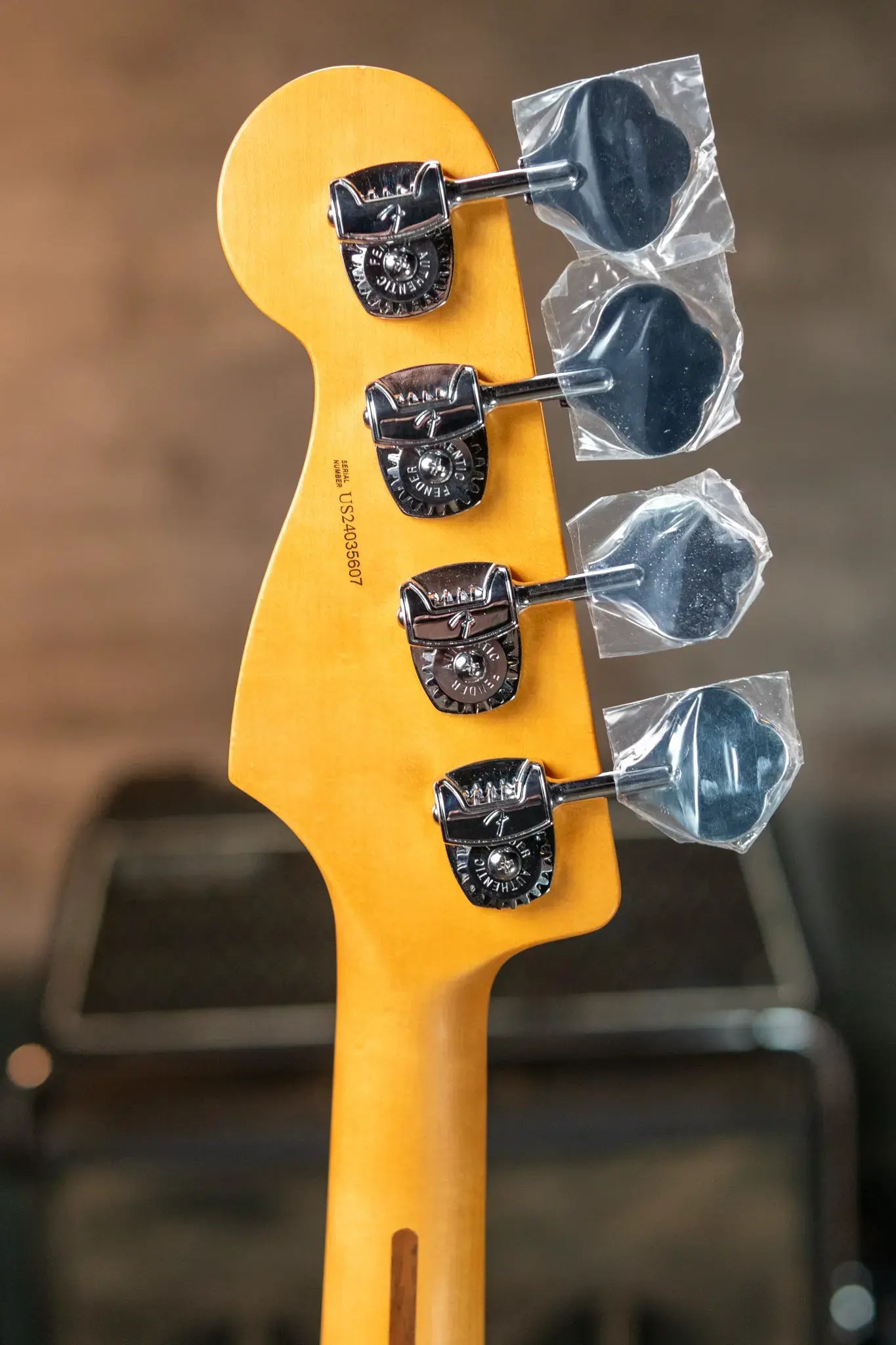 Fender American Ultra II Meteora Bass, Maple Fingerboard - Solar Flare with Deluxe Molded Hardshell Case