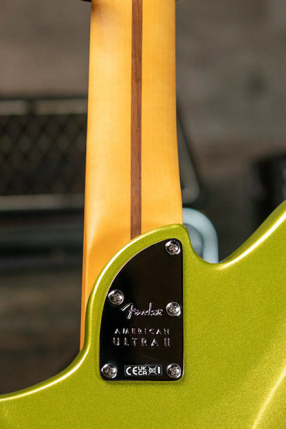 Fender American Ultra II Meteora Bass, Maple Fingerboard - Solar Flare with Deluxe Molded Hardshell Case