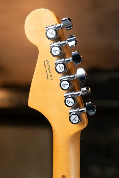 Fender American Ultra II Meteora, Ebony Fingerboard - Ultraburst With Deluxe Molded Hardshell Case