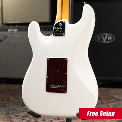 Fender American Ultra Stratocaster Guitar - Arctic Pearl with Hardshell Case - Used