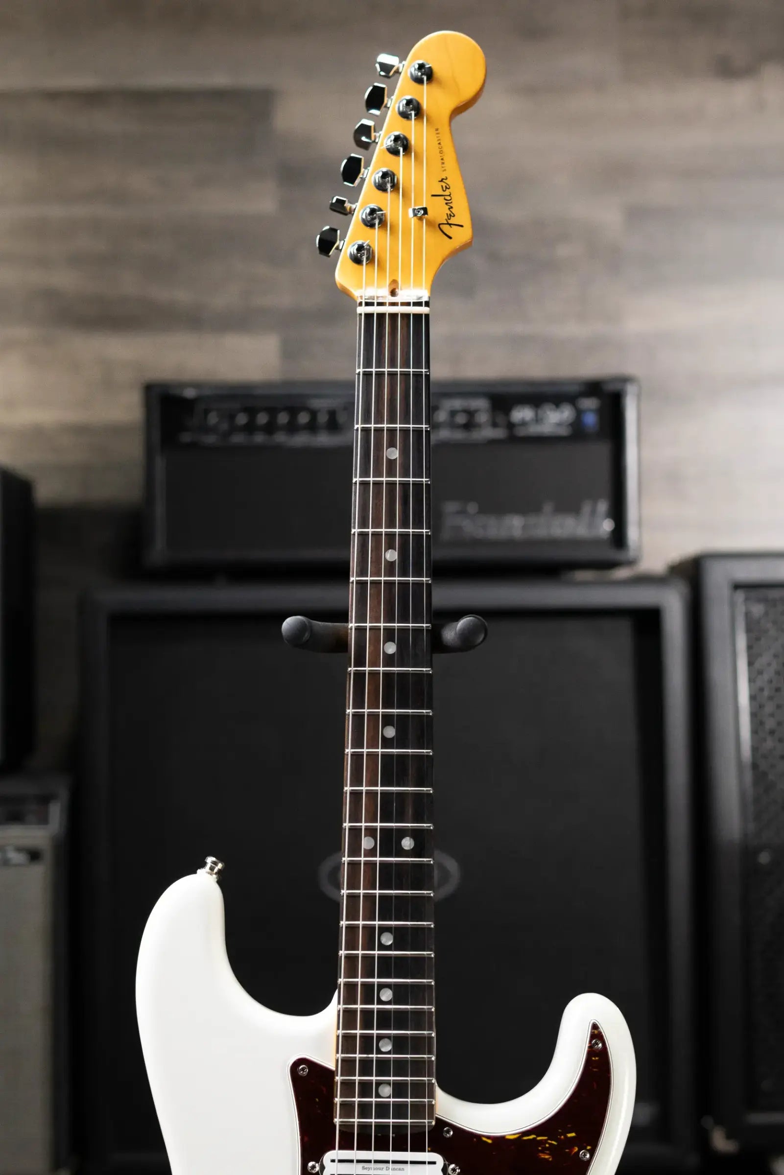 Fender American Ultra Stratocaster Guitar - Arctic Pearl with Hardshell Case - Used