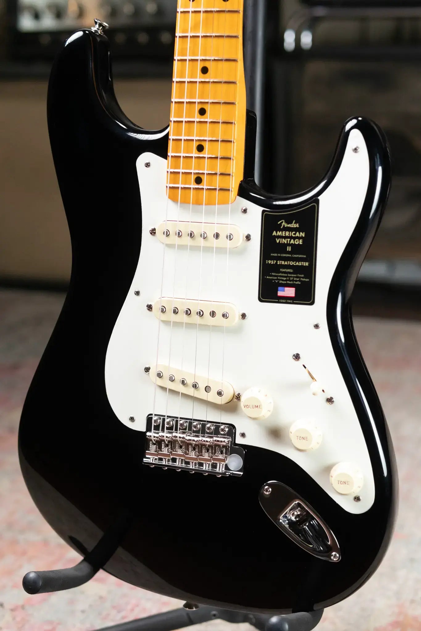 Fender American Vintage II 1957 Stratocaster, Maple Fingerboard - Black with Vintage-Style Tweed Hardshell Case - Used