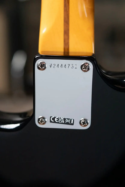 Fender American Vintage II 1957 Stratocaster, Maple Fingerboard - Black with Vintage-Style Tweed Hardshell Case