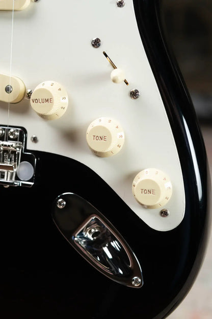 Fender American Vintage II 1957 Stratocaster, Maple Fingerboard - Black with Vintage-Style Tweed Hardshell Case