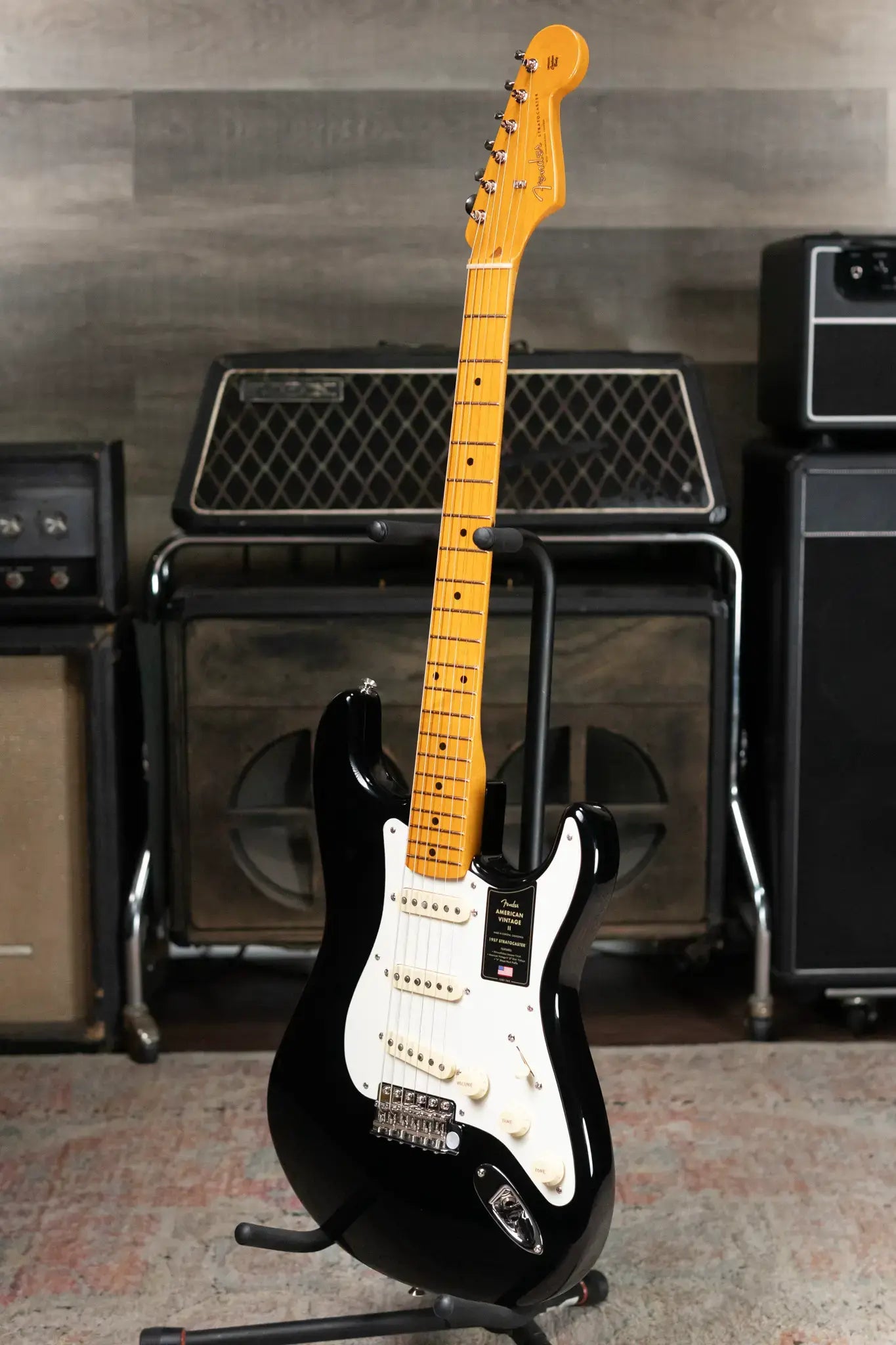 Fender American Vintage II 1957 Stratocaster, Maple Fingerboard - Black with Vintage-Style Tweed Hardshell Case - Used