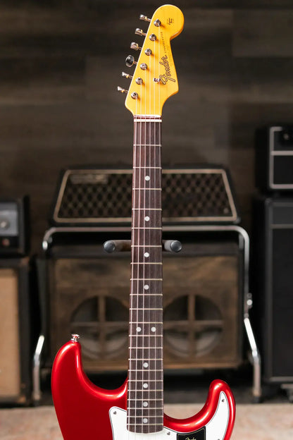 Fender American Vintage II 1965 Stratocaster, Round-Lam Rosewood Fingerboard - Candy Apple Red with Hardshell Case