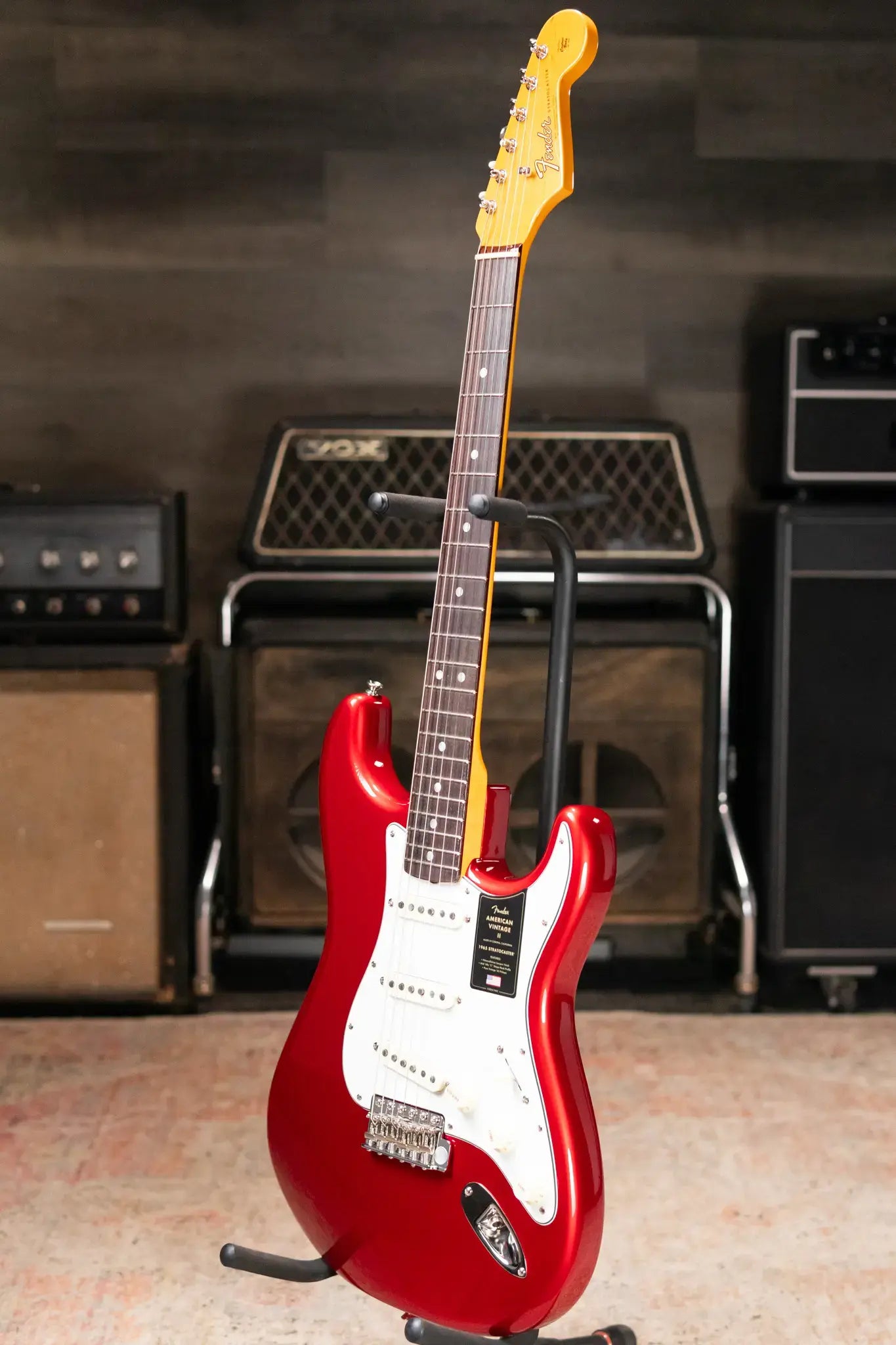Fender American Vintage II 1965 Stratocaster, Round-Lam Rosewood Fingerboard - Candy Apple Red with Hardshell Case