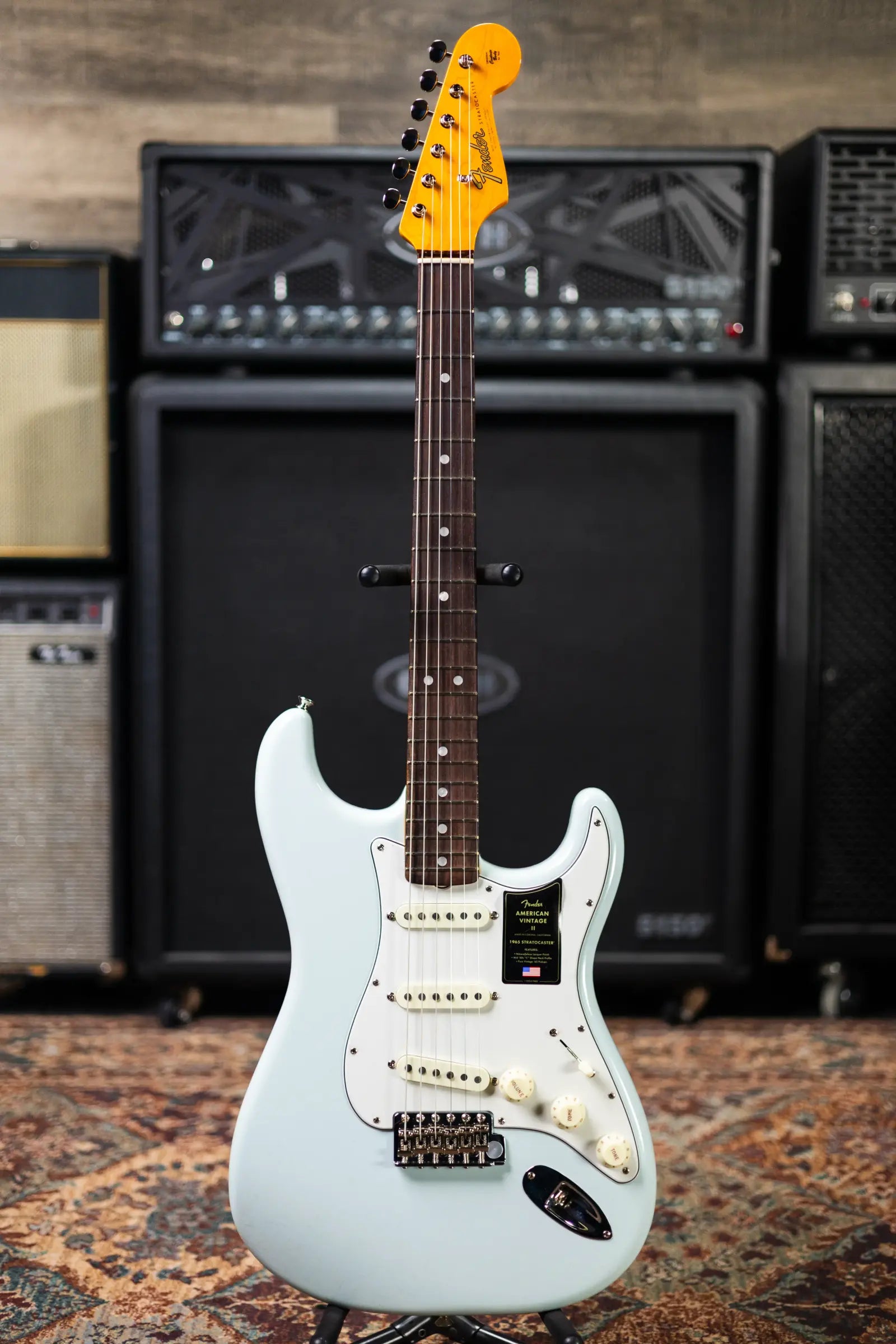 Fender American Vintage II 1965 Stratocaster, Round-Lam Rosewood Fingerboard - Sonic Blue with Hardshell Case