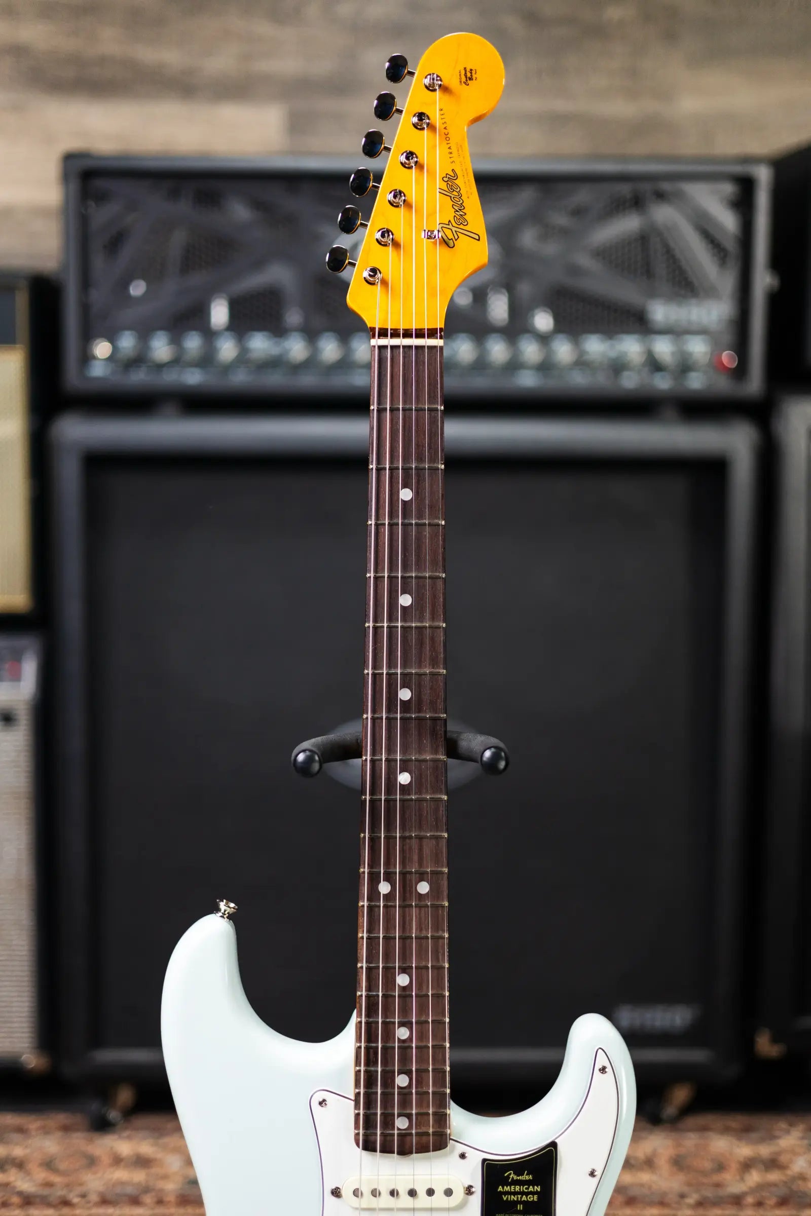 Fender American Vintage II 1965 Stratocaster, Round-Lam Rosewood Fingerboard - Sonic Blue with Hardshell Case