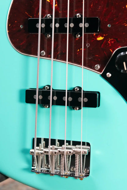 Fender American Vintage II 1966 Jazz Bass - Sea Foam Green with Hardshell Case