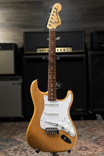 Fender Classic Series '70s Stratocaster Electric Guitar - Natural with Gig Bag - Used