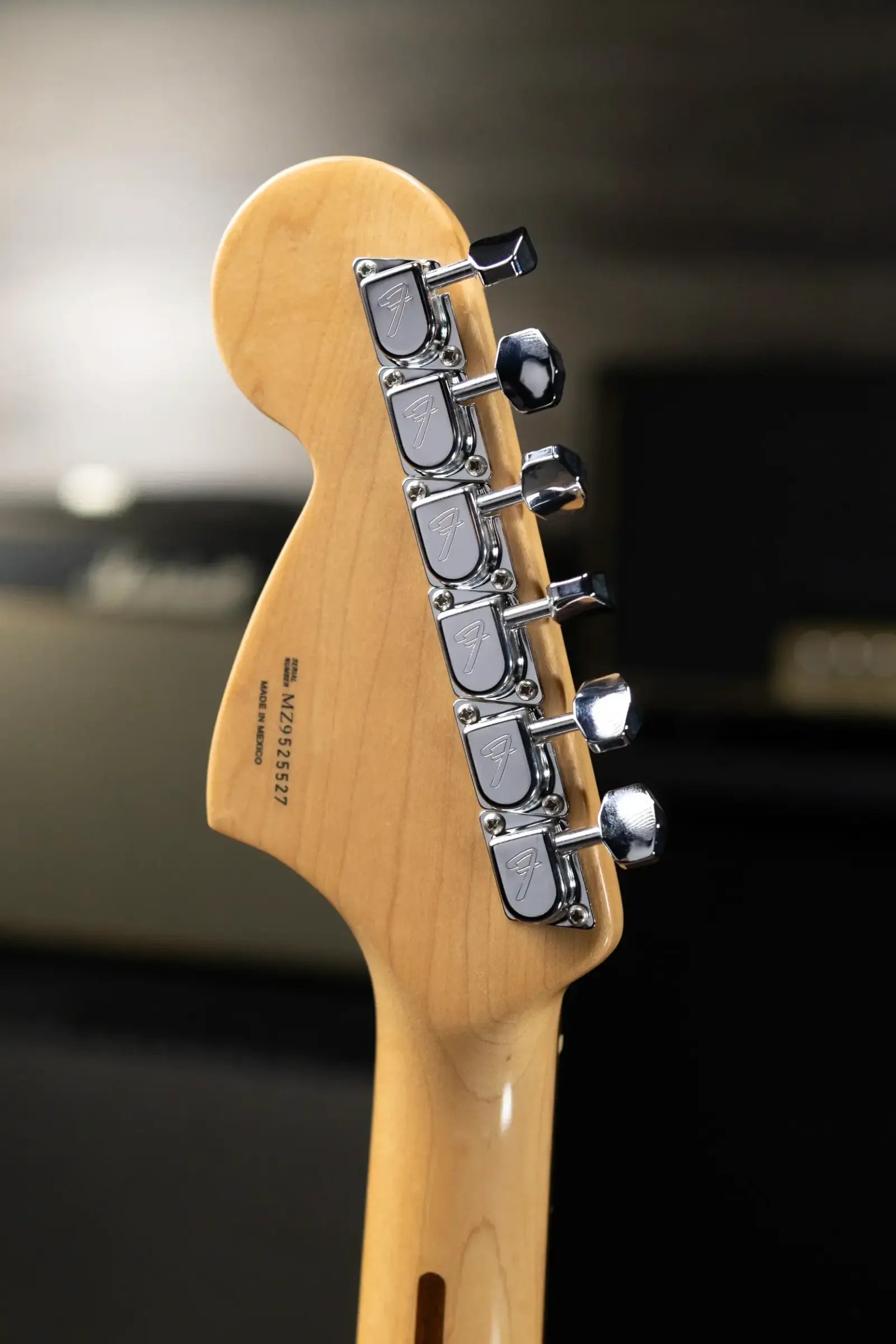 Fender Classic Series '70s Stratocaster Electric Guitar - Natural with Gig Bag - Used