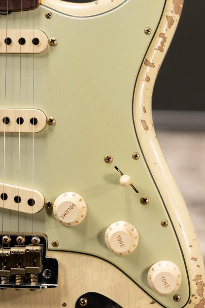 Fender Custom Shop 1962 Stratocaster Heavy Relic Electric Guitar - Vintage White with Hardshell Case