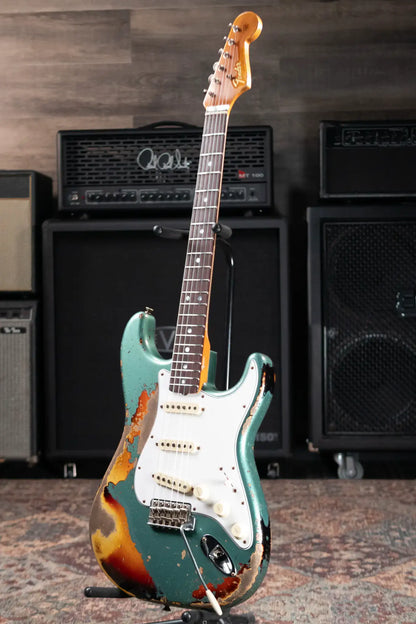 Fender Custom Shop 1965 Stratocaster Super Heavy Relic Electric Guitar - Super Faded Aged Sherwood Green Metallic over 3-Color Sunburst with Hardshell Case