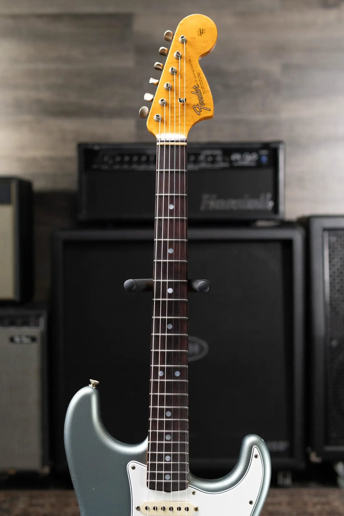 Fender Custom Shop 1966 Stratocaster Journeyman Relic Electric Guitar - Aged Iced Blue Metallic with Hardshell Case