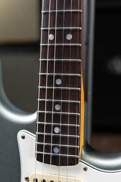 Fender Custom Shop 1966 Stratocaster Journeyman Relic Electric Guitar - Aged Iced Blue Metallic with Hardshell Case