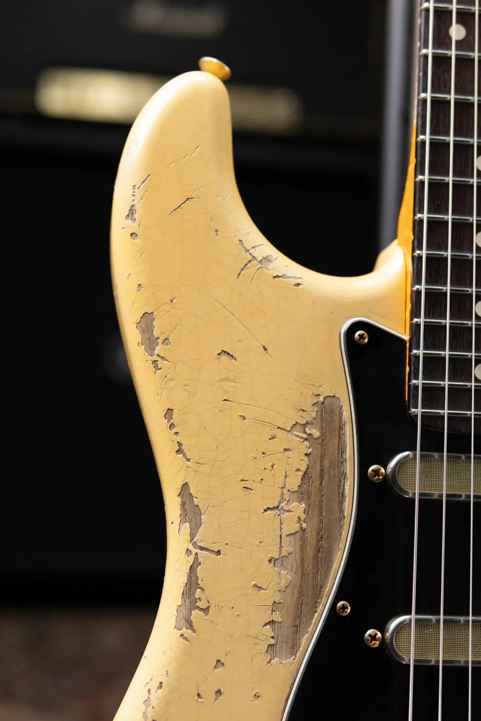 Fender Custom Shop 1966 Stratocaster Masterbuilt By Austin MacNutt Heavy Relic – Olympic White with Hardshell Case