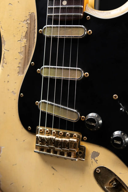 Fender Custom Shop 1966 Stratocaster Masterbuilt By Austin MacNutt Heavy Relic – Olympic White with Hardshell Case