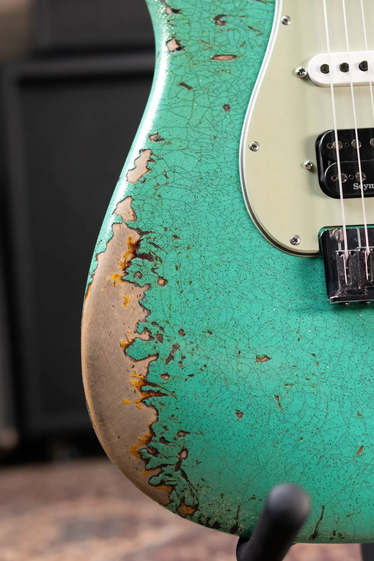 Fender Custom Shop LR25-Custom Deluxe HBS-1 Stratocaster Heavy Relic Electric Guitar - Seafoam Green Sparkle/3-Color Sunburst with Hardshell Case