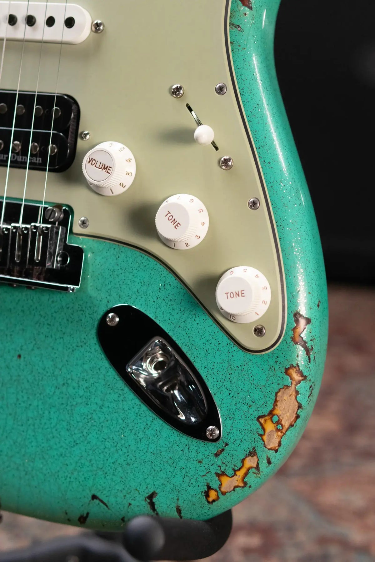 Fender Custom Shop LR25-Custom Deluxe HBS-1 Stratocaster Heavy Relic Electric Guitar - Seafoam Green Sparkle/3-Color Sunburst with Hardshell Case