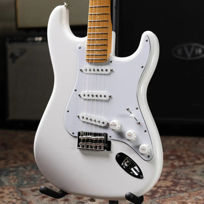Fender Dealer Exclusive Player II Stratocaster Electric Guitar - Polar White with Matching Headstock