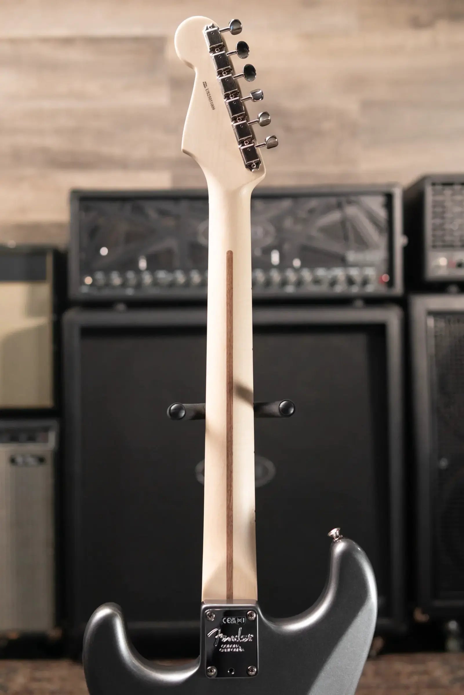 Fender Eric Clapton Stratocaster, Maple Fingerboard - Pewter with Vintage-Style Tweed Hardshell Case