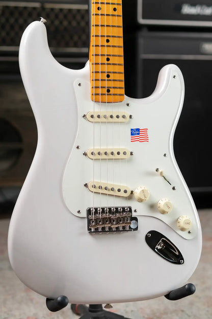 Fender Eric Johnson Stratocaster, Maple Fingerboard - White Blonde with Deluxe Blonde Hardshell Case - Used
