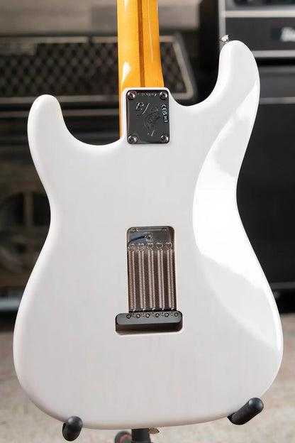 Fender Eric Johnson Stratocaster, Maple Fingerboard - White Blonde with Deluxe Blonde Hardshell Case - Used