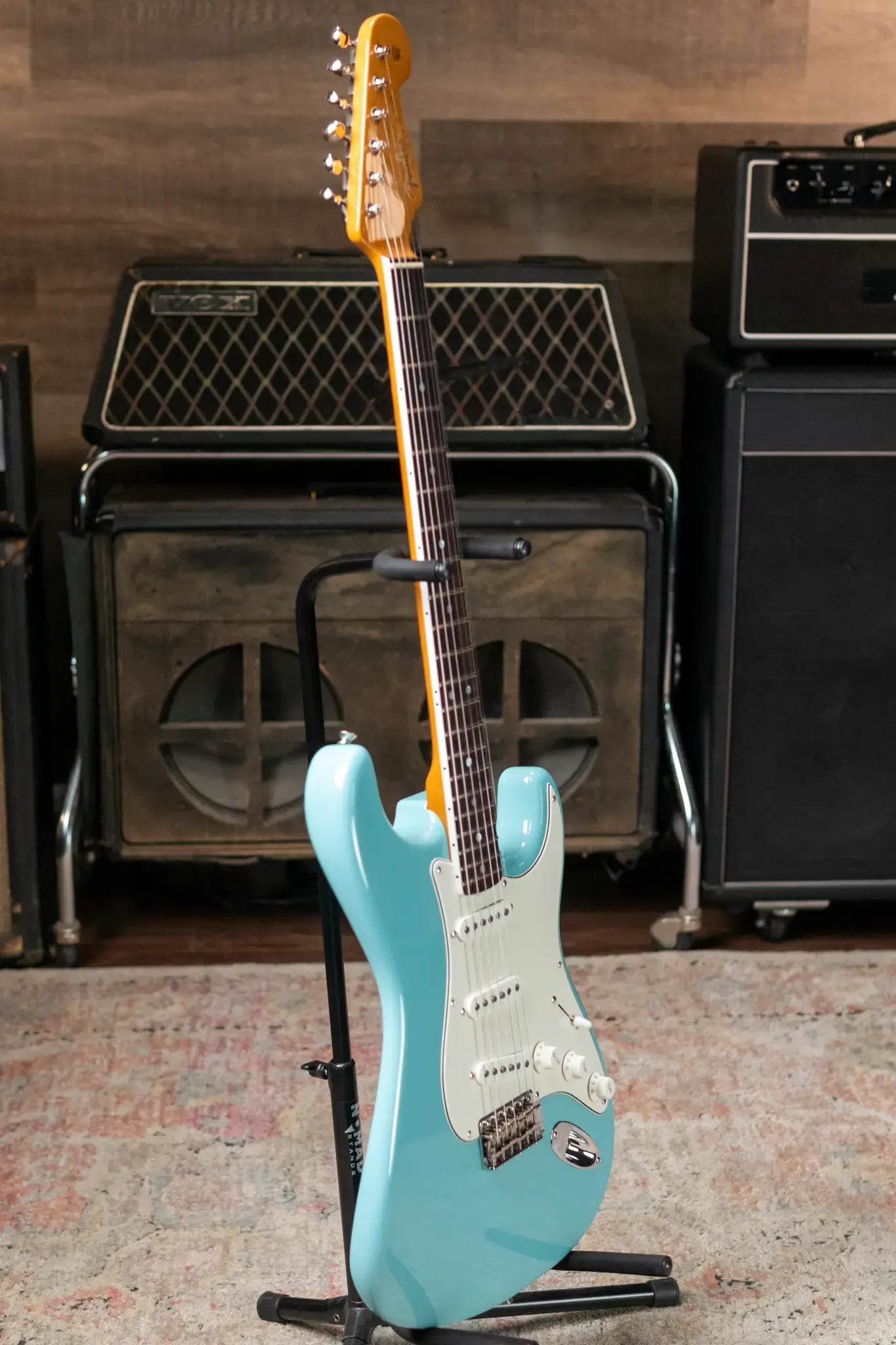 Fender Eric Johnson Stratocaster, Rosewood Fingerboard - Tropical Turquoise with Hardshell Case