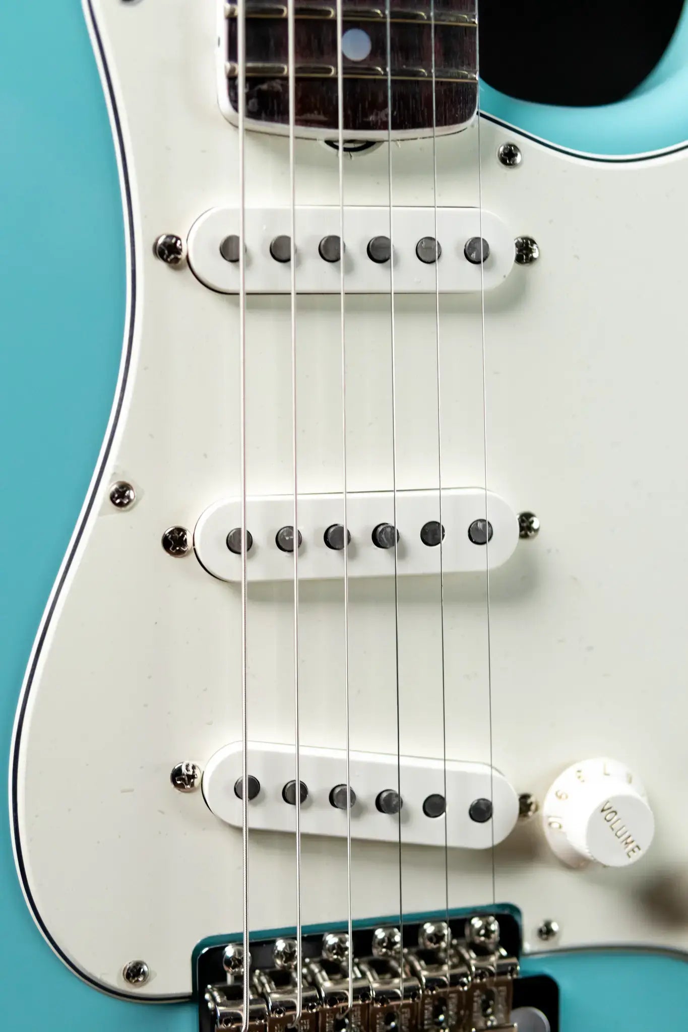 Fender Eric Johnson Stratocaster, Rosewood Fingerboard - Tropical Turquoise with Hardshell Case