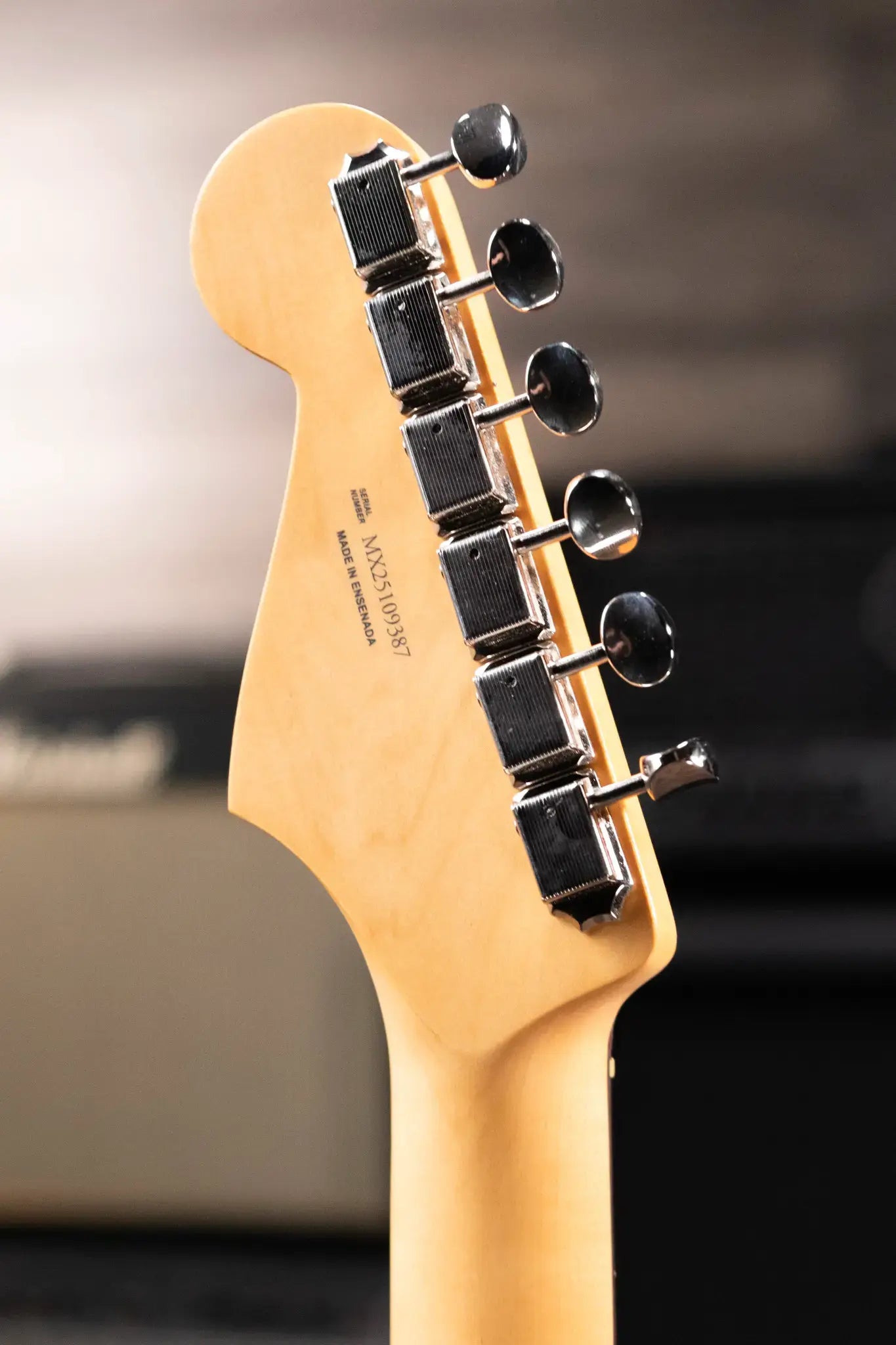 Fender FSR Player II Stratocaster Rosewood Fingerboard Electric Guitar - 3-Color Sunburst