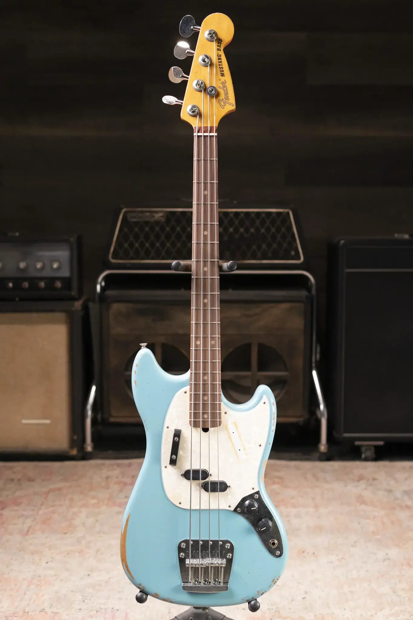Fender JMJ Road Worn Mustang Bass - Faded Daphne Blue with Gig Bag