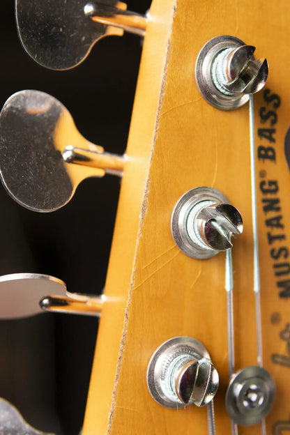 Fender JMJ Road Worn Mustang Bass - Faded Daphne Blue with Gig Bag